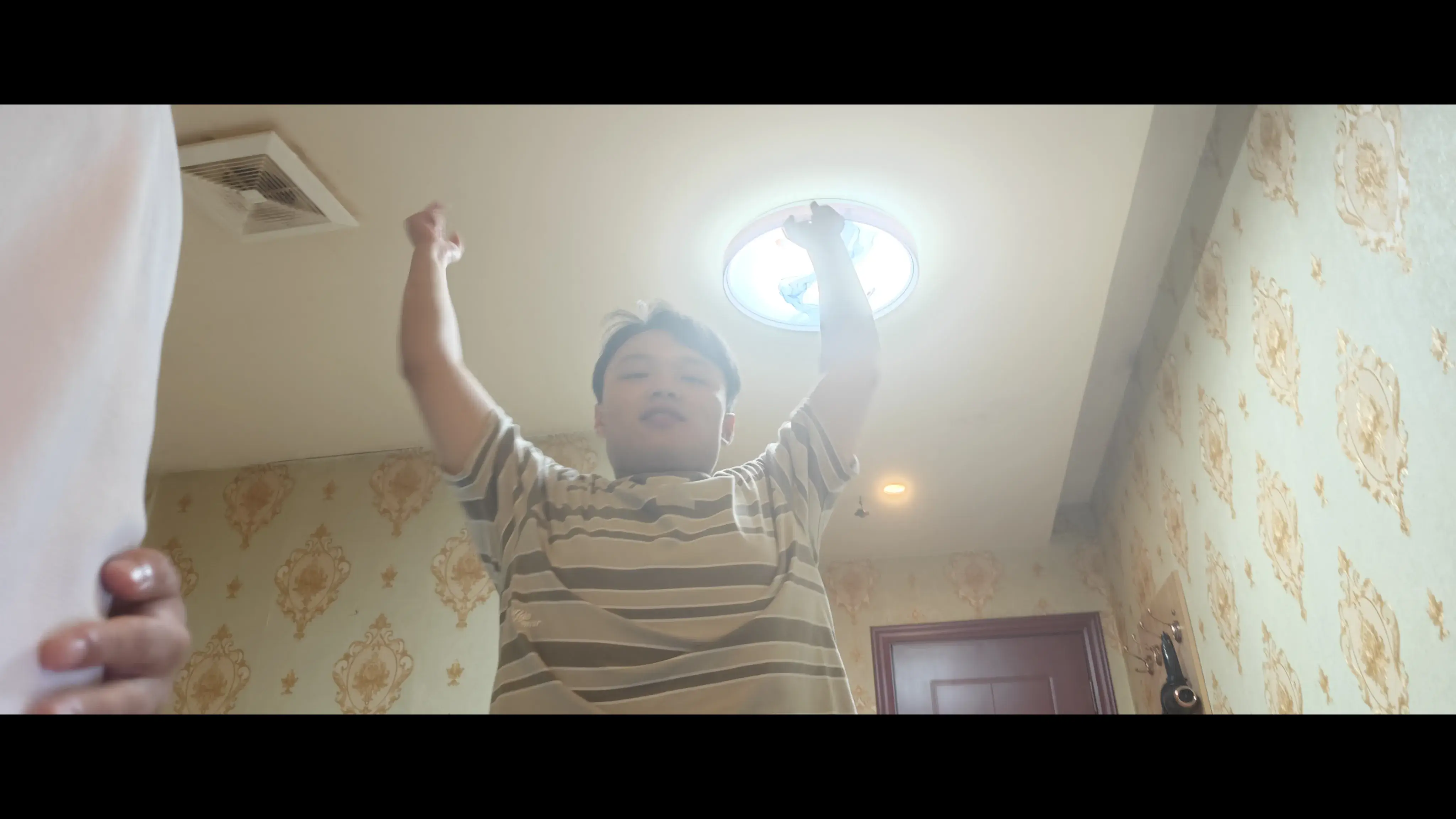 ♂哥泰山压顶 ♂哥泰山压顶