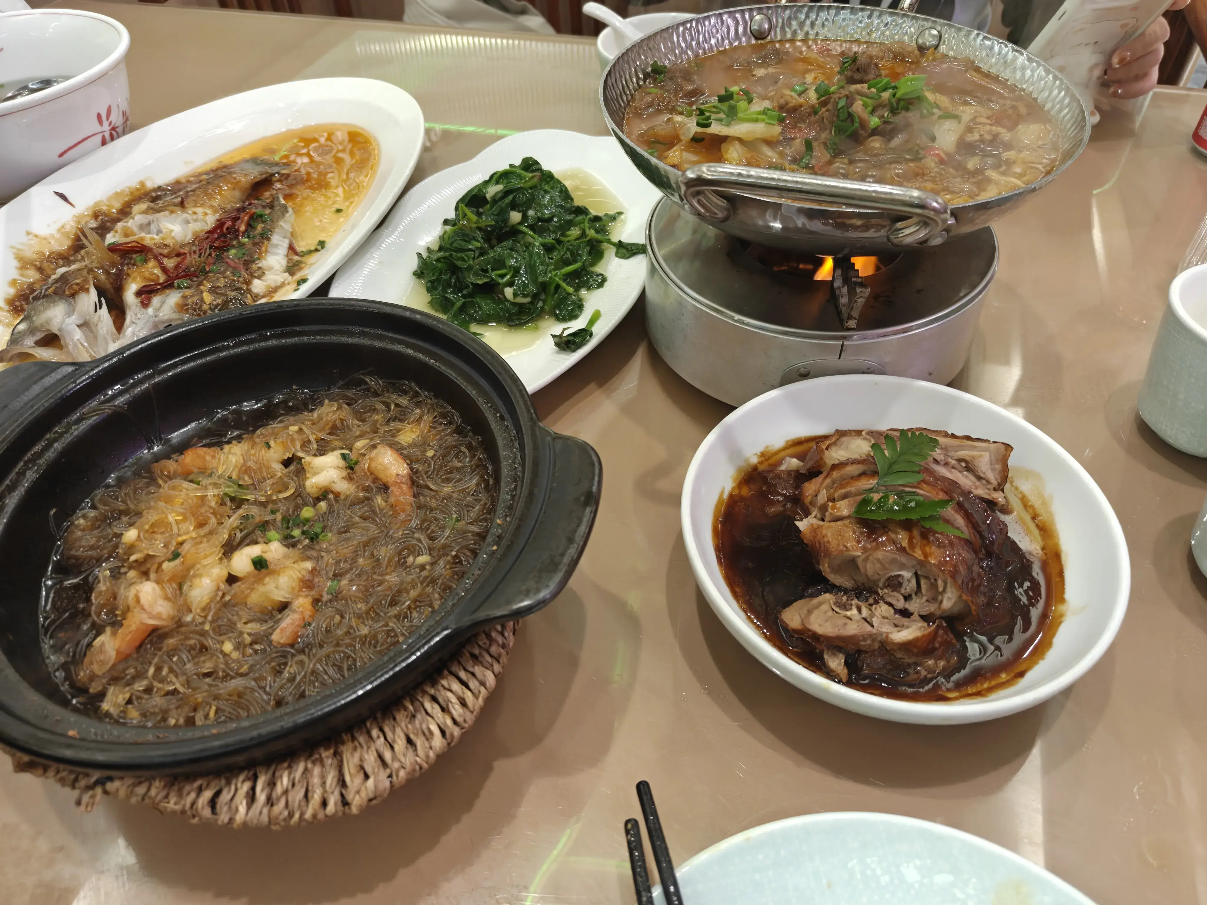 来到新地方自然是品尝当地美食 来到新地方自然是品尝当地美食